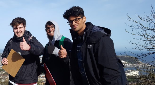 Group of students in Scarborough with their thumbs up