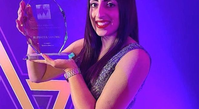 rupinder with award