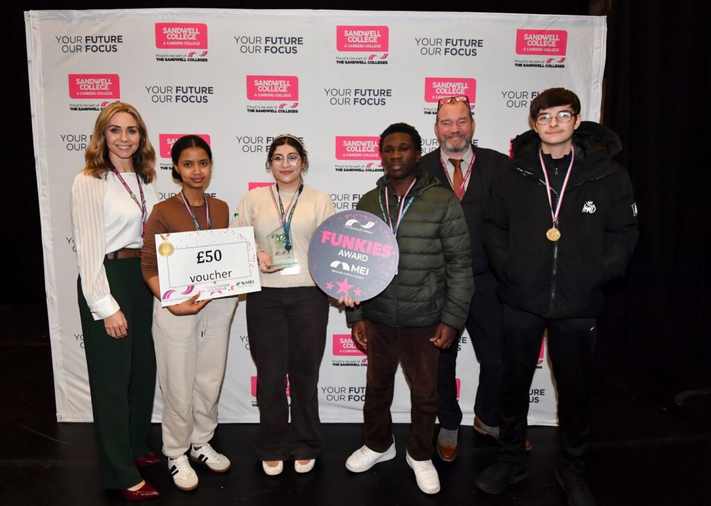 Award ceremony for winners of maths competition